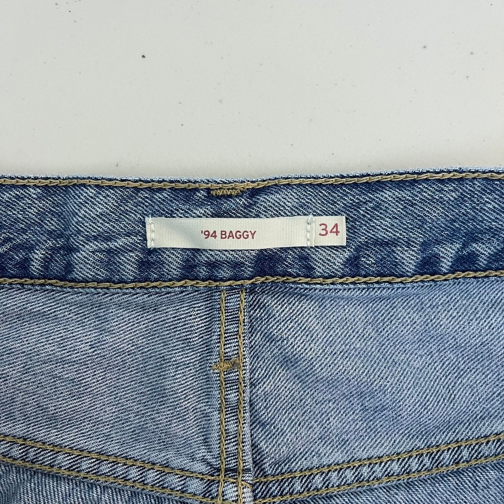 Levis 94 Baggy Jeans Womens 34 Light Wash Blue Denim Relaxed Wide Leg - Picture 4 of 16